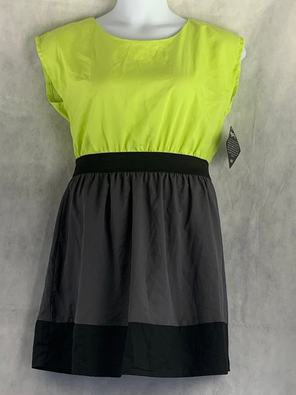 BeBop Junior Women's Colorblock Sleeveless Dress, Lime Black Gray, Large